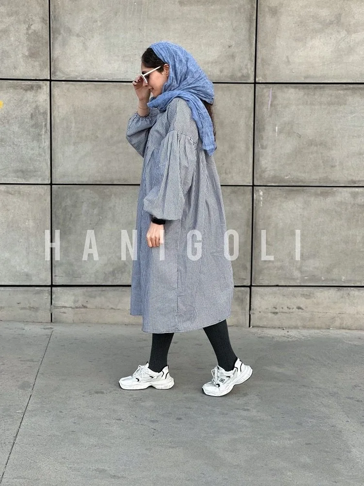 طراحی زیبا مانتو بلند نخی حانی گلی